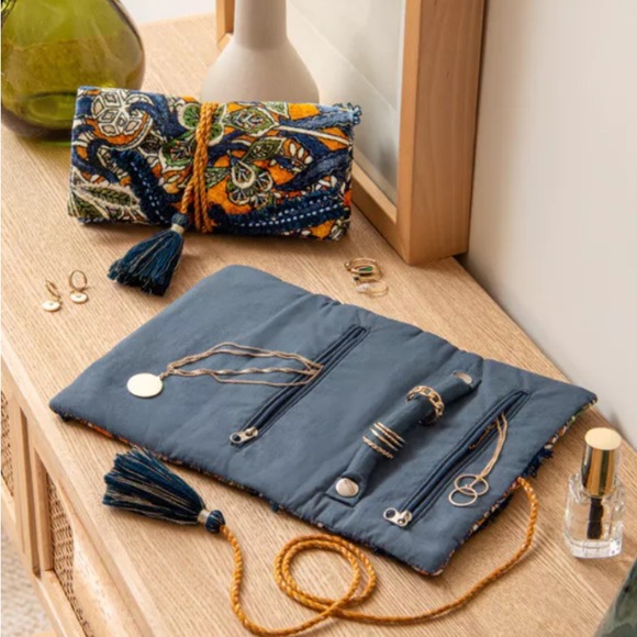 Jewellery pocket bag from Linvosges. - Picture 1 of 9